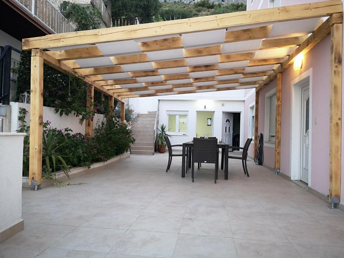 Apartmani Maki Омиш Экстерьер фото
