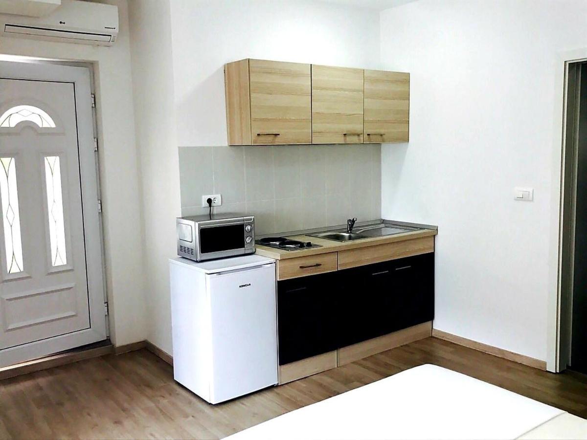 Apartmani Maki Омиш Экстерьер фото